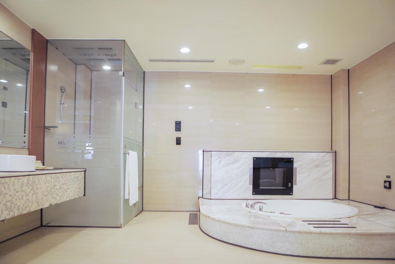 Ohya Chain Boutique Motel-Xinying Luaran gambar