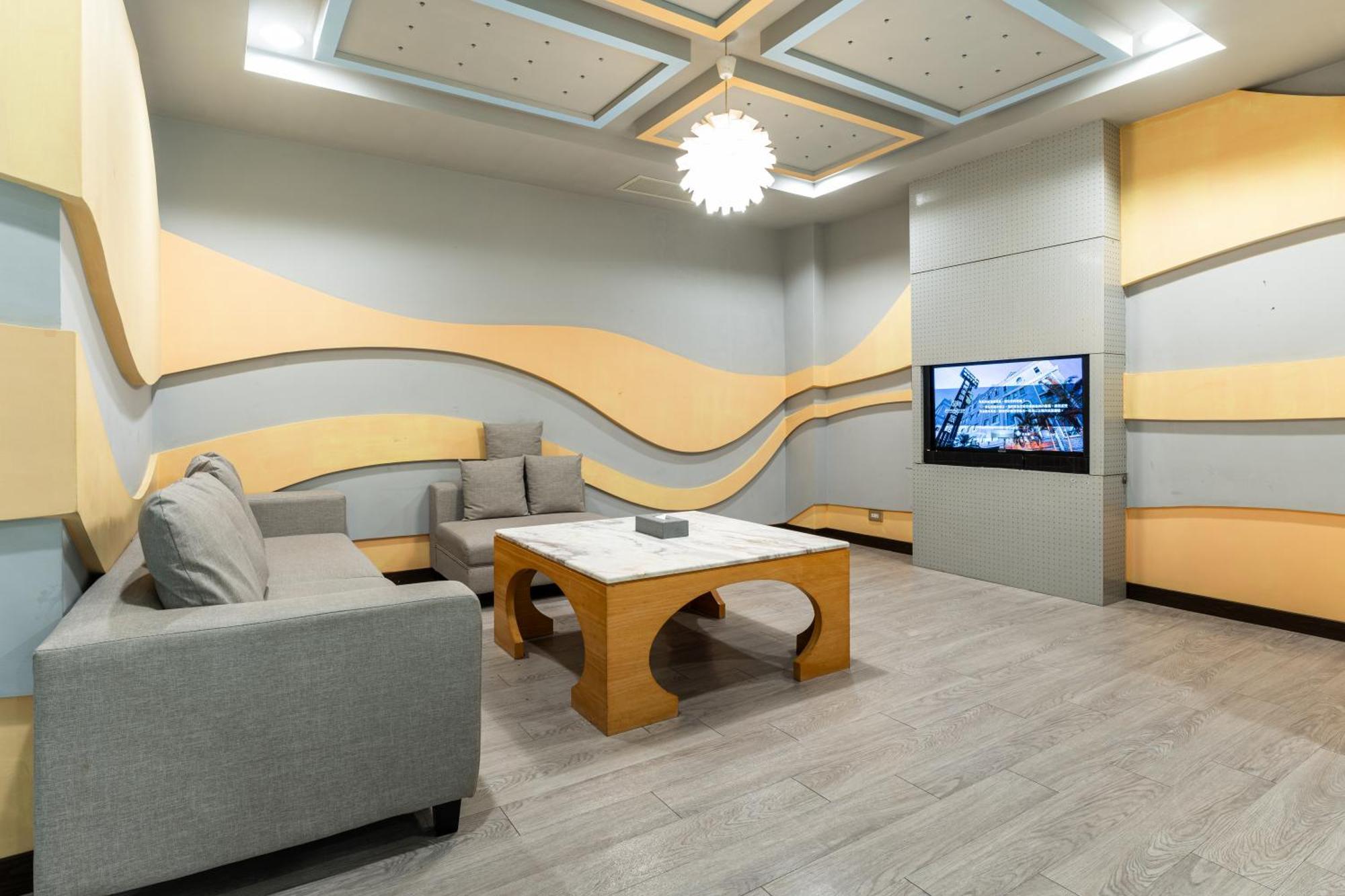 Ohya Chain Boutique Motel-Xinying Luaran gambar