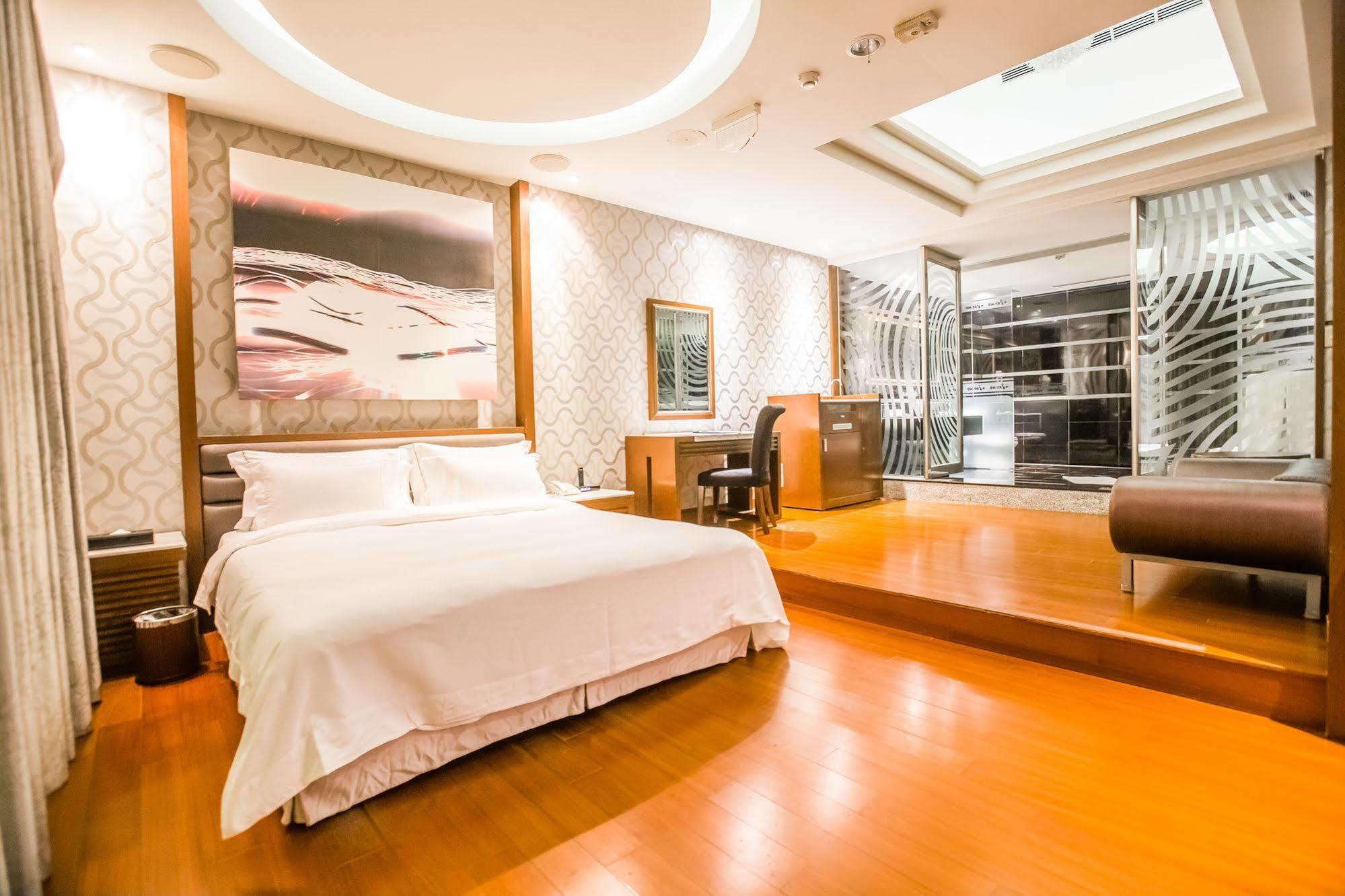Ohya Chain Boutique Motel-Xinying Luaran gambar