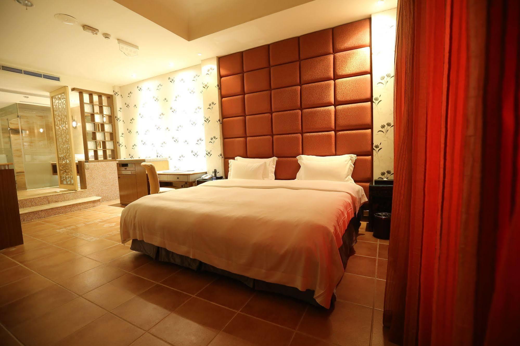 Ohya Chain Boutique Motel-Xinying Luaran gambar