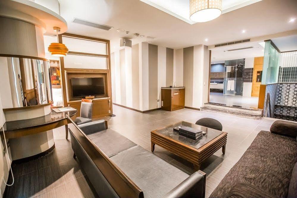 Ohya Chain Boutique Motel-Xinying Luaran gambar